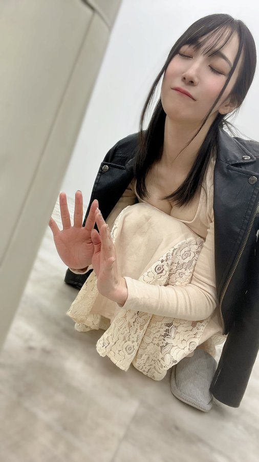 黒川晴美出道作品番號及封面,黒川晴美個人簡介