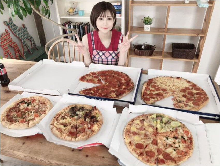 暁真冬出道作品番號及封面，暁真冬個人簡介