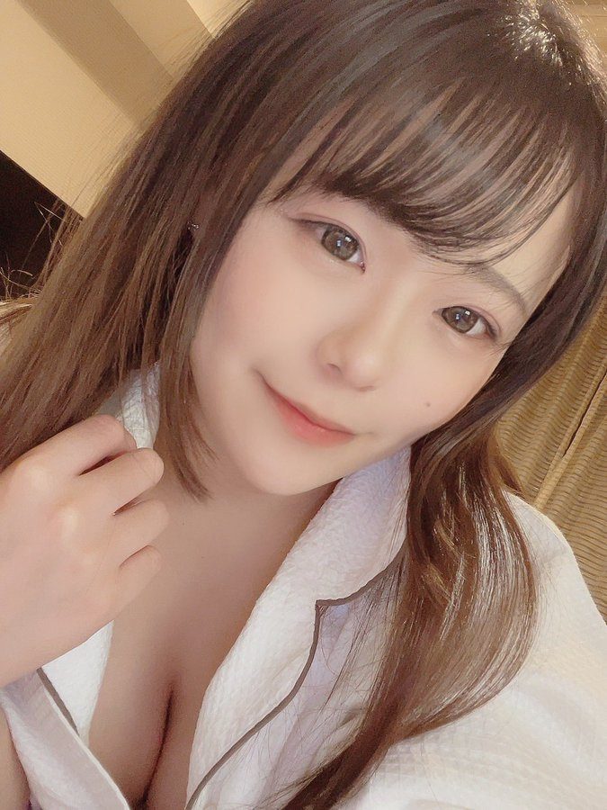 星宮由暖(星宮ゆのん)出道作品番號及封面,星宮由暖個人簡介