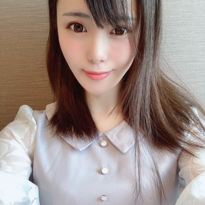 及川海(及川うみ)出道作品番號及封面，及川うみ個人簡介