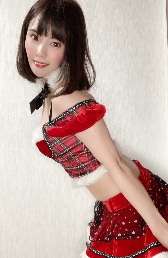 及川海(及川うみ)出道作品番號及封面，及川うみ個人簡介