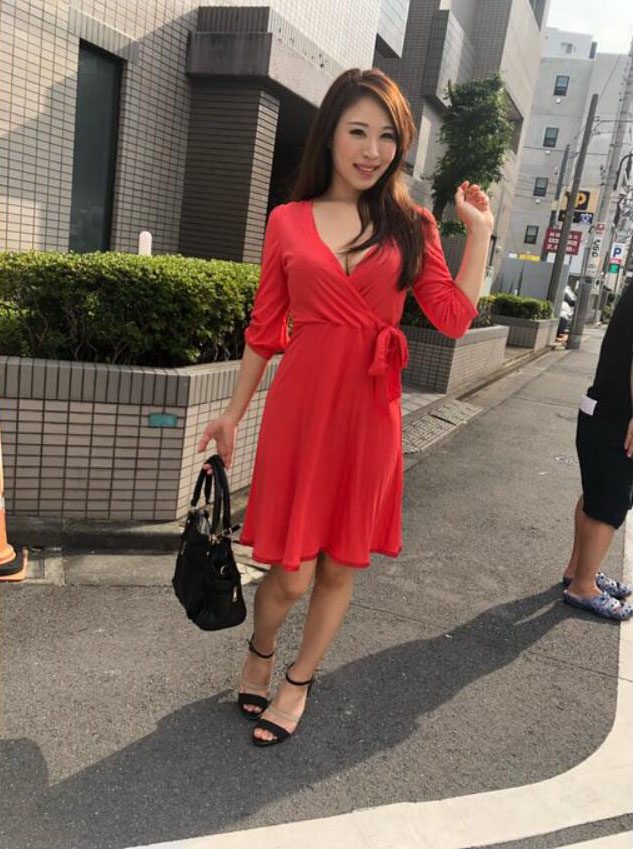 凜音桃花(凜音とうか)引退作品番號及封面,凜音桃花個人簡介