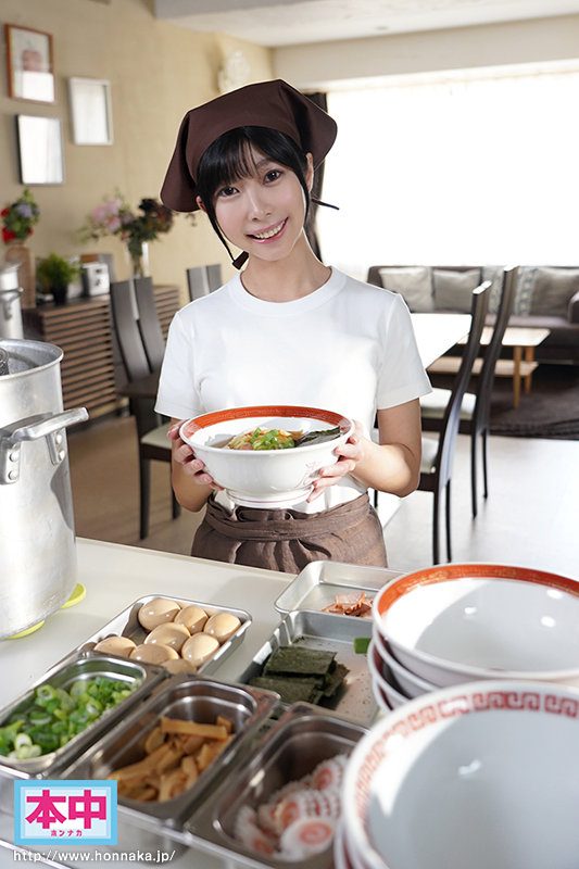 浜邊小鳥(浜辺ことり)出道作品番號及封面，浜邊小鳥個人簡介