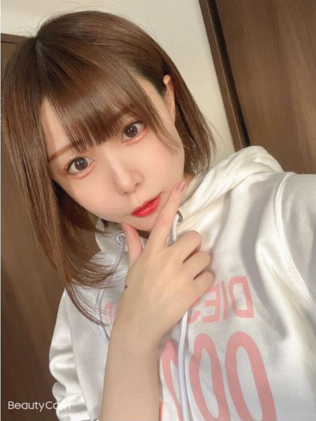 暁真冬出道作品番號及封面，暁真冬個人簡介