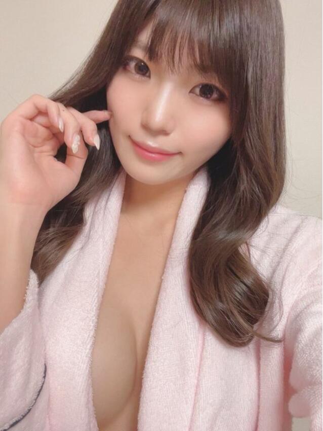 松本里緒菜(松本りおな)出道作品番號及封面，松本里緒菜個人簡介