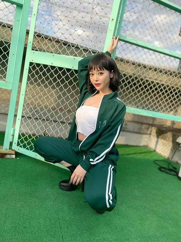 小仓由菜运动服上的数字1919激起敏感的日韩历史议题