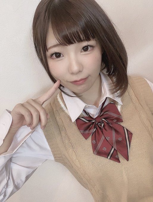 佐久良咲希出道作品番號及封面,佐久良咲希個人簡介