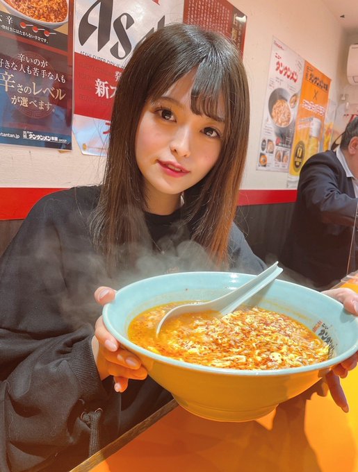 杏可可(杏ここ)出道作品番號及封面，杏可可個人簡介