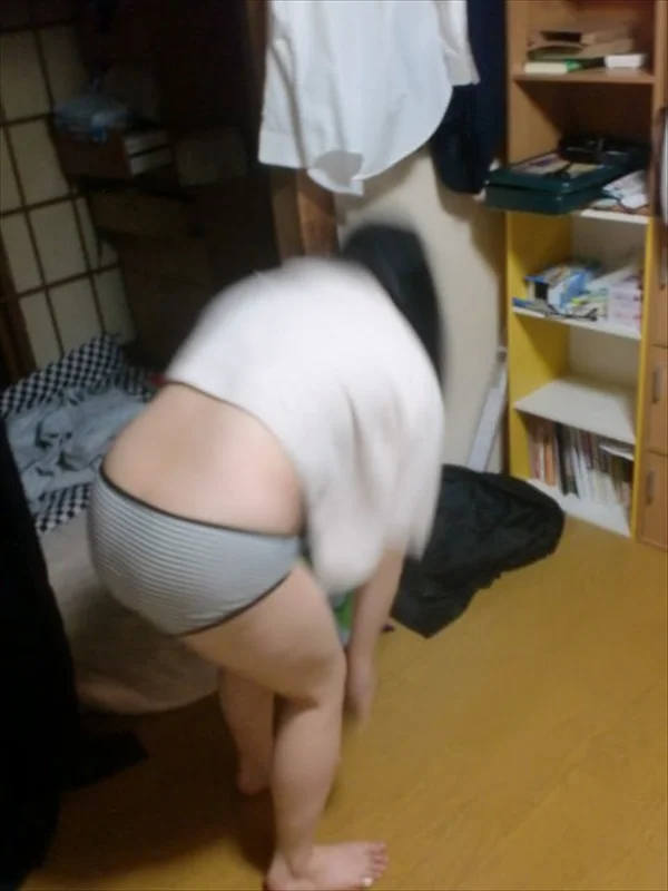 部屋 エロ画像 【19】