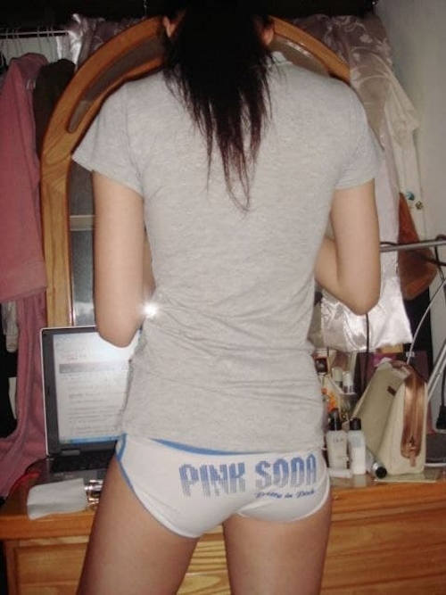 部屋 エロ画像 【69】