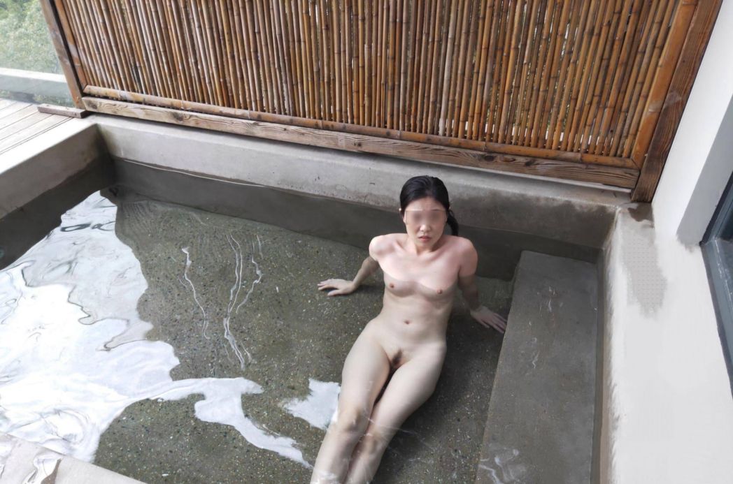 又是一個半老徐娘，不知道零件鬆了沒？[21P]