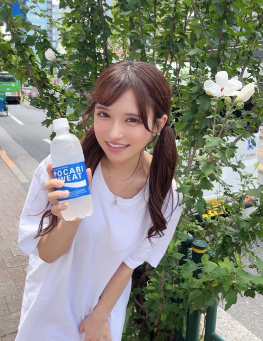 佐藤汐(佐藤しお)出道作品番號及封面,佐藤汐個人簡介