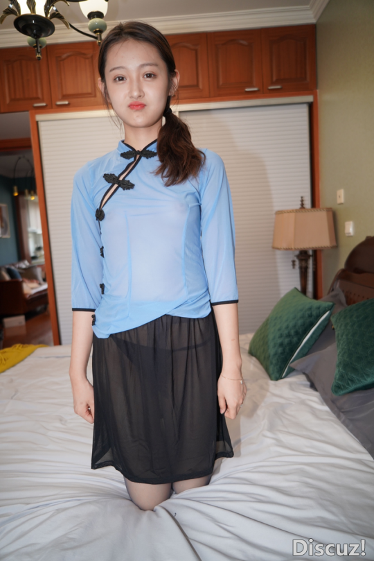 夠假清純真實況係做雞[28P]