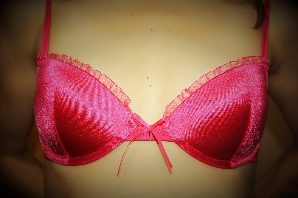 粉紅色的內衣 [10P]