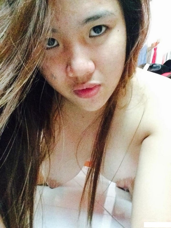 大學老師情人把淫蕩的身材展示給大家觀賞[22P]