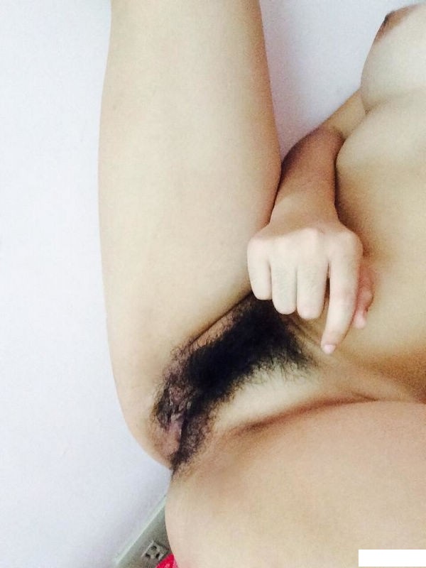 大學老師情人把淫蕩的身材展示給大家觀賞[22P]