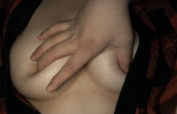 這咪咪很漂亮也很嫩 [15P]