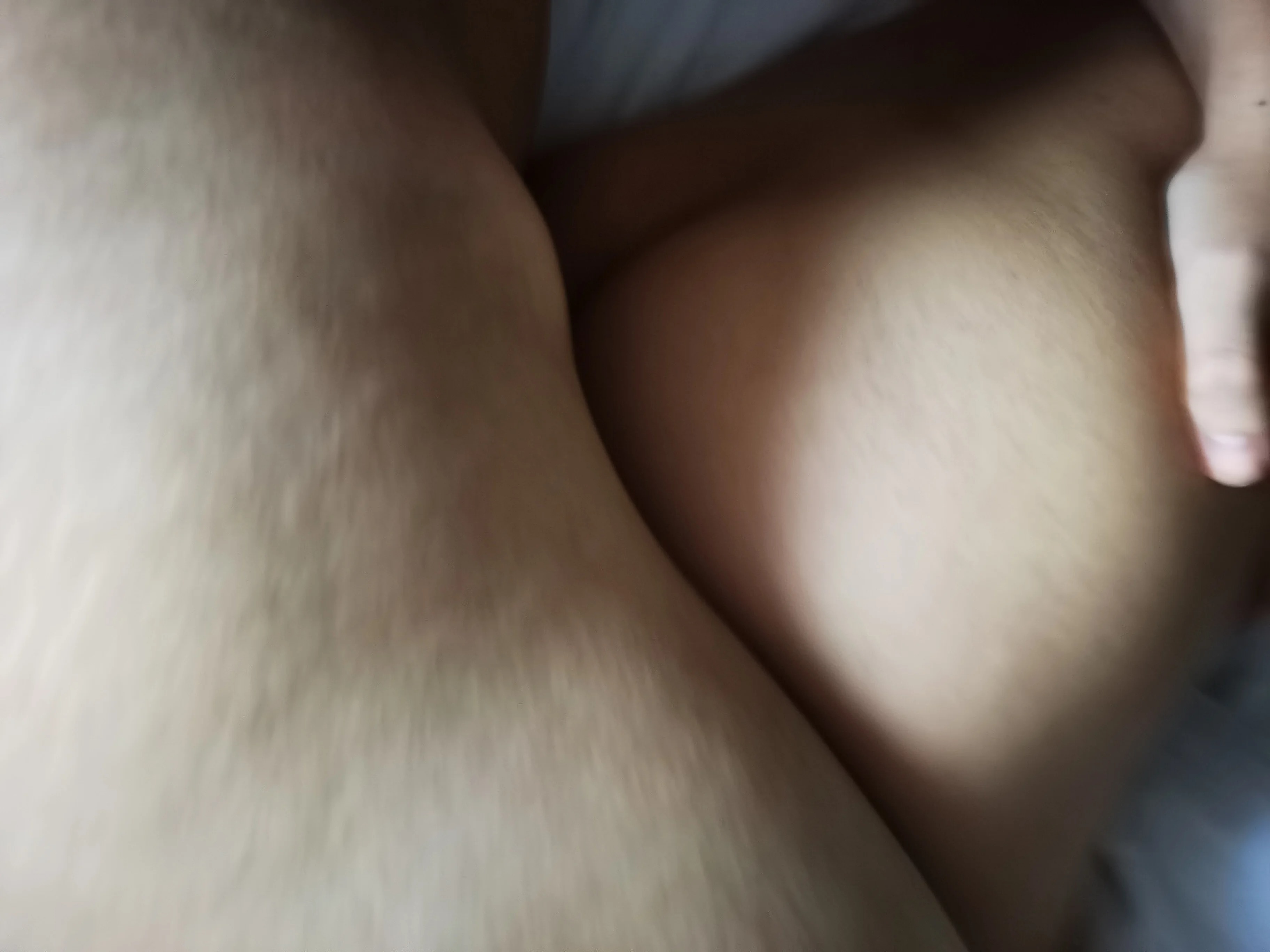 猛烈撞擊後入內射[18P]