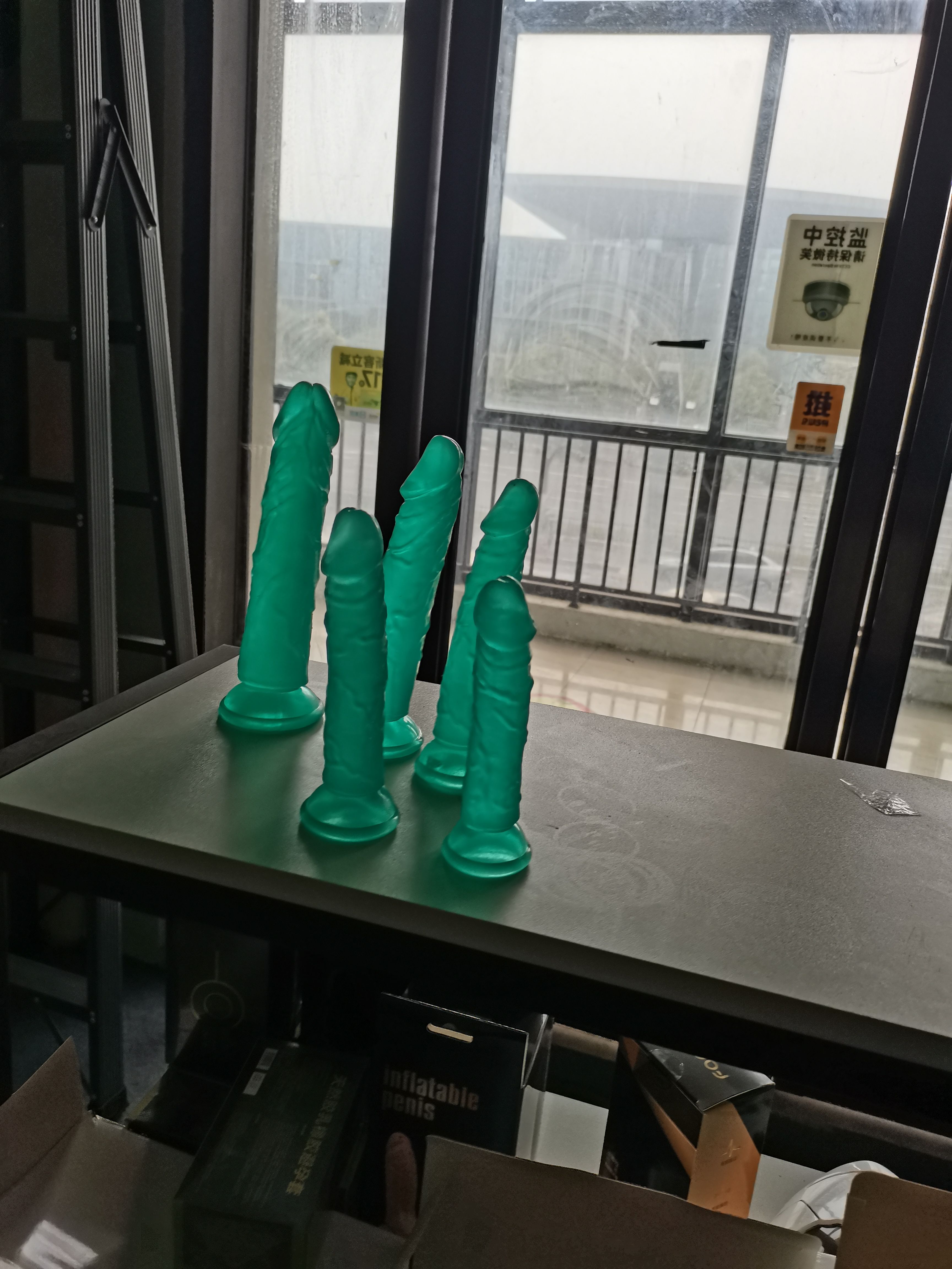 多P爆玩淫賤小母狗之口爆吞精，內射，肛交三通！[34P]