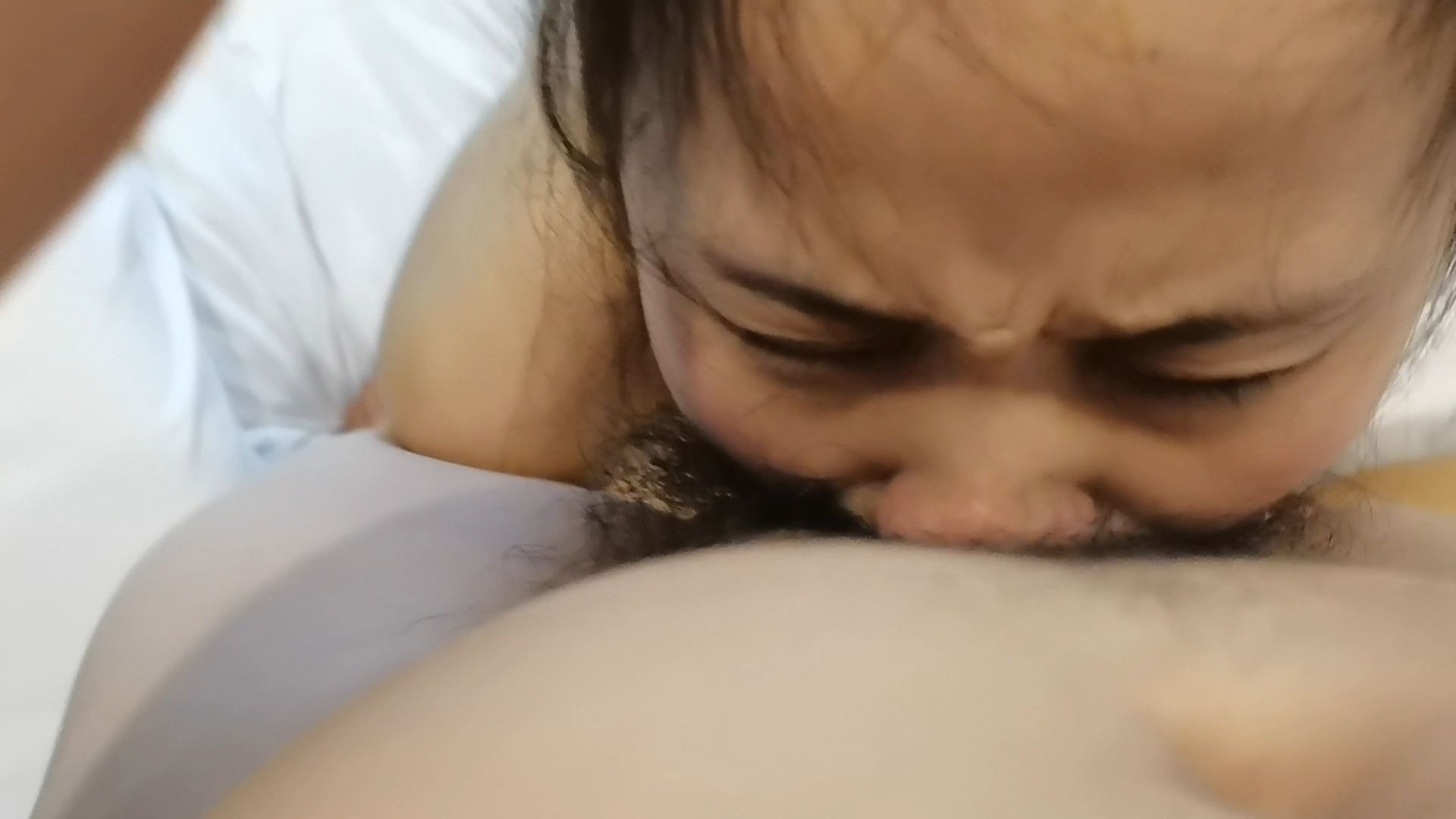 多P爆玩淫賤小母狗之口爆吞精，內射，肛交三通！[34P]