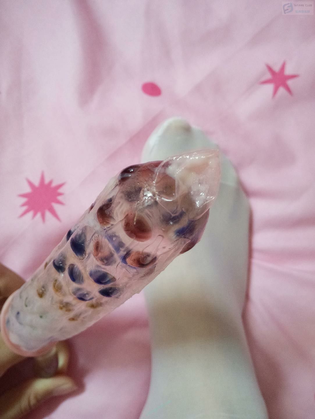 護士的粉嫩小穴愛上水晶棒[30P]