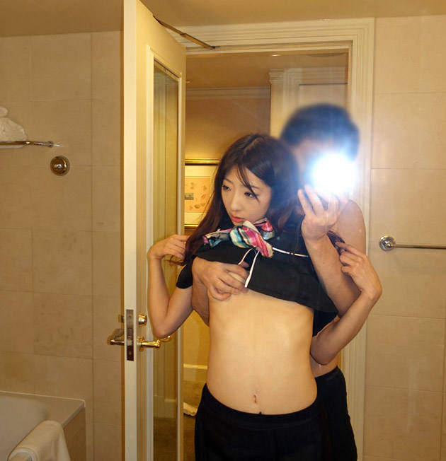 鏡撮り おっぱい 揉む エロ画像 【14】