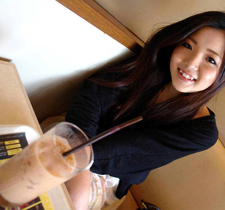 八重歯 美女 エロ画像 【47】