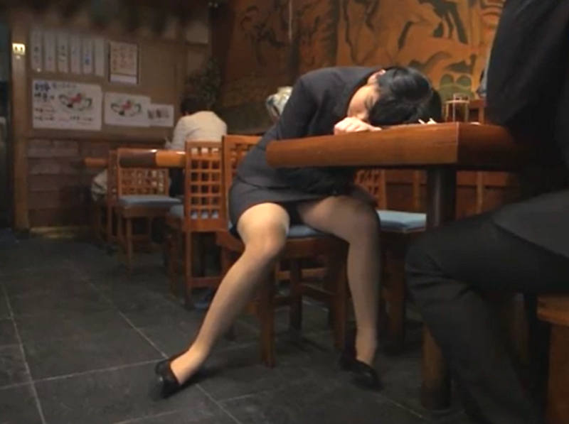 職場 飲み会 OL エロ画像 【38】