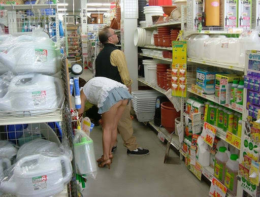 半ケツ 街撮り 尻チラ ミニスカ エロ画像 【50】