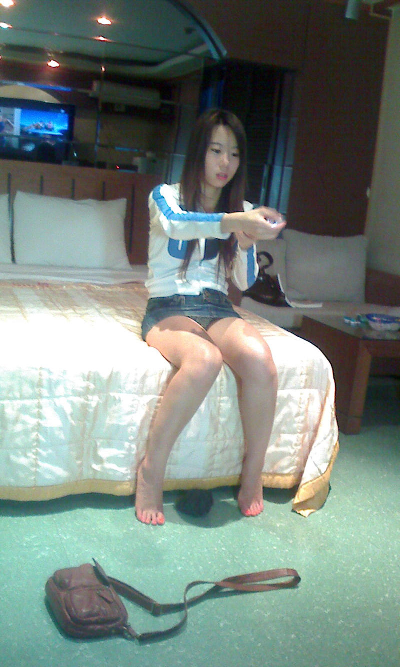 ギャル ホテル パンチラ エロ画像 【34】