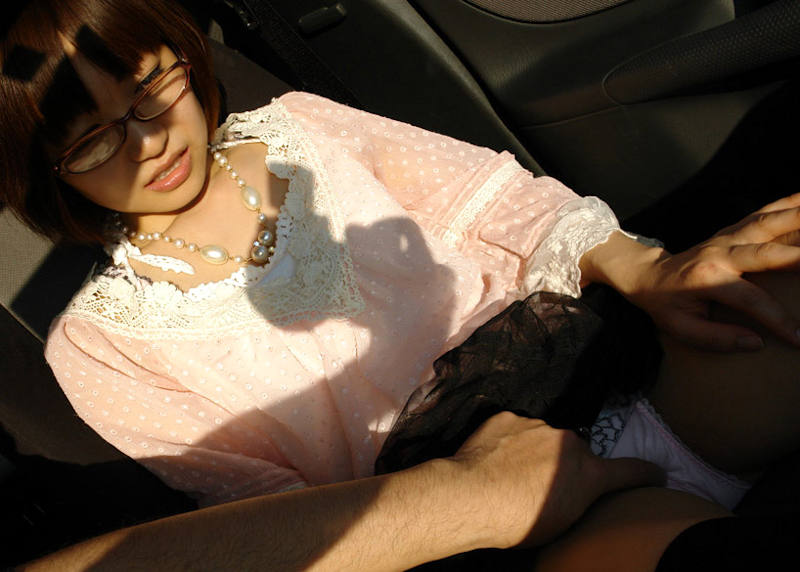 パンツ越し マンコ エロ画像 【46】