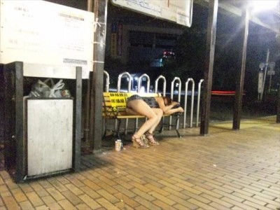 寝る パンチラ エロ画像 【19】