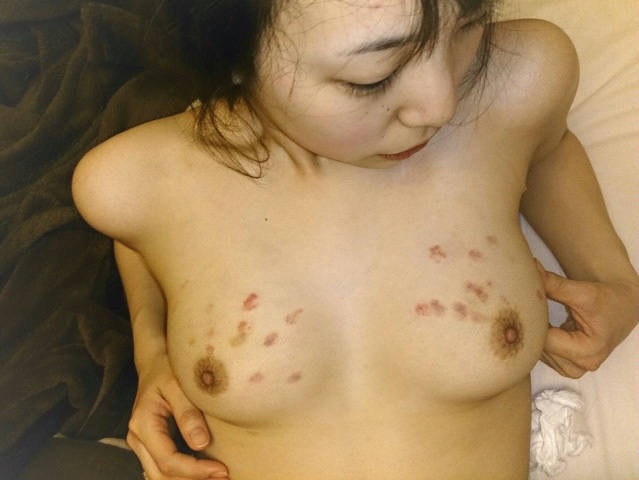 人妻 おっぱい エロ画像 【68】