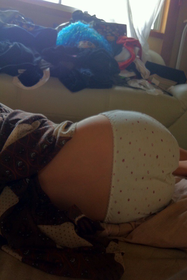 パンツ 寝る エロ画像 【5】