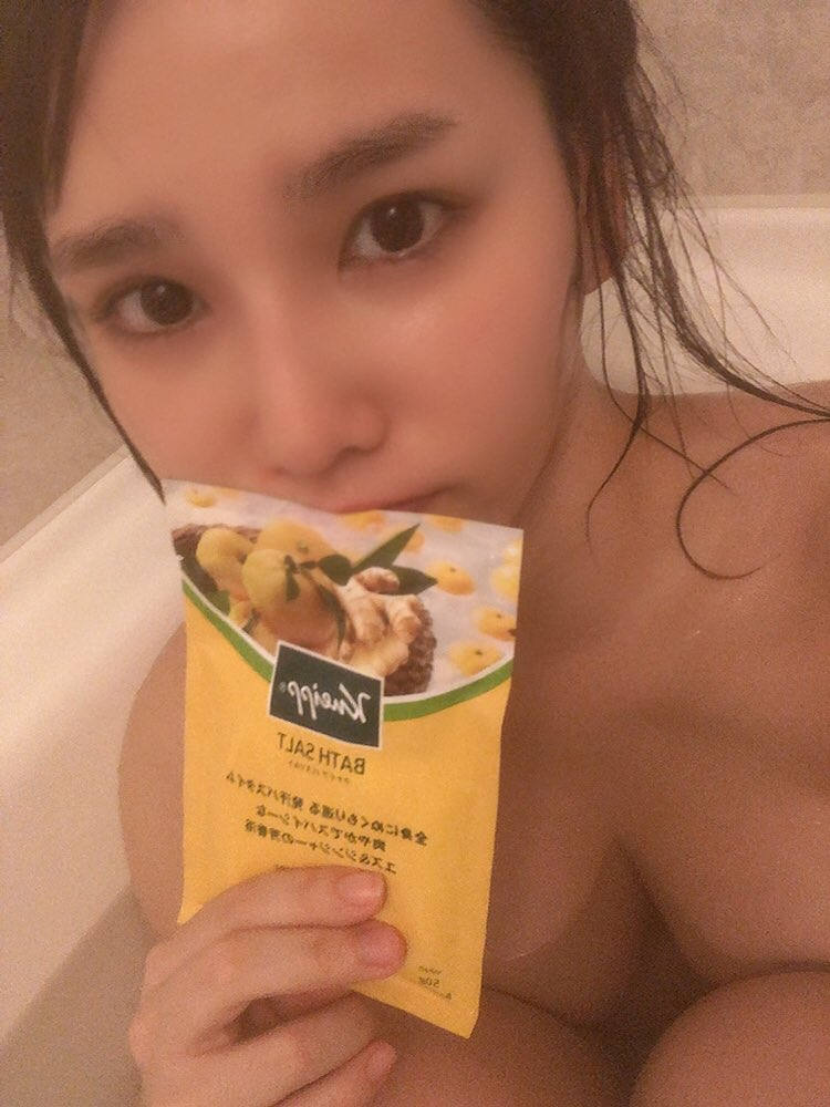 お風呂 美女 エロ画像 【10】