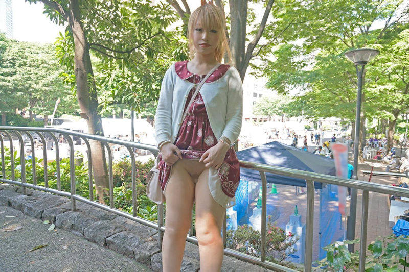 ワンピース ノーパン エロ画像 【1】