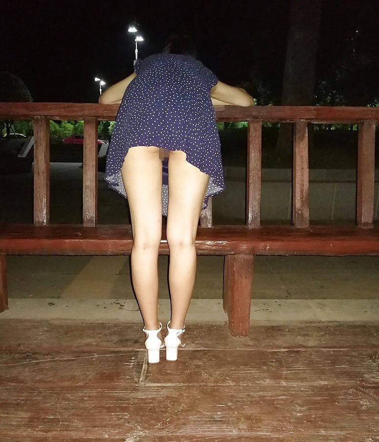 ワンピース ノーパン エロ画像 【7】