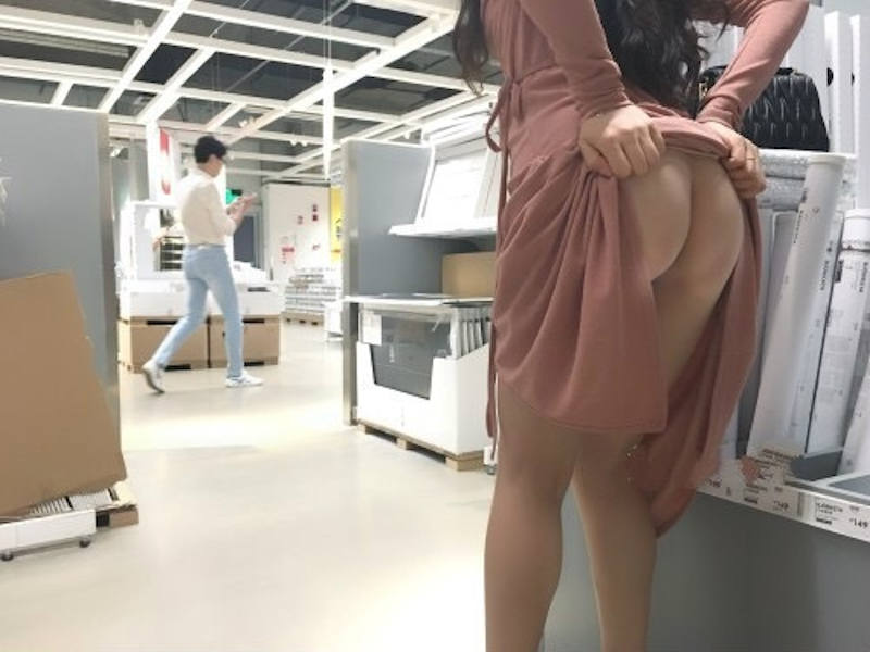 ワンピース ノーパン エロ画像 【17】