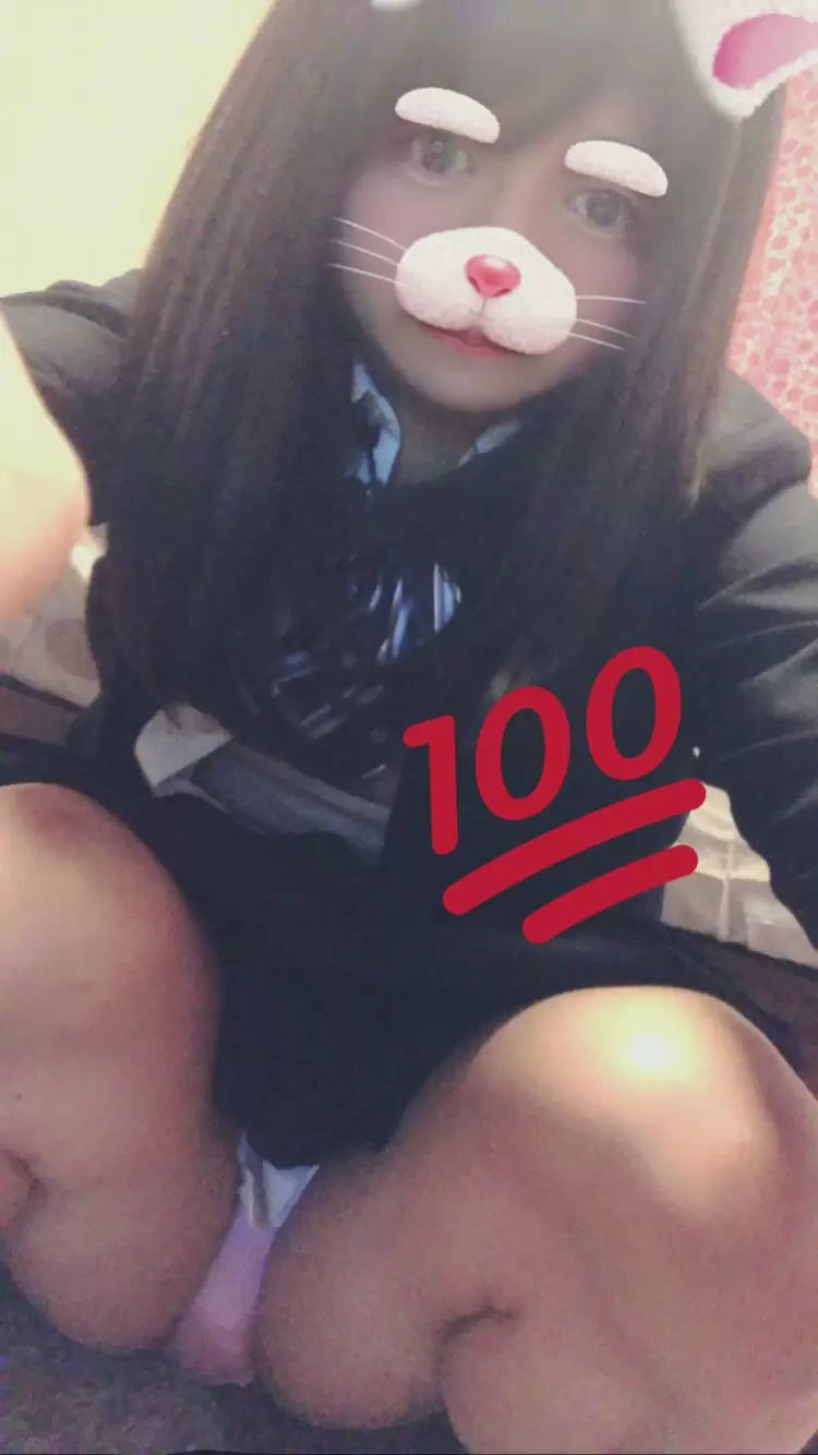 自撮り チラリズム パンチラ エロ画像 【17】