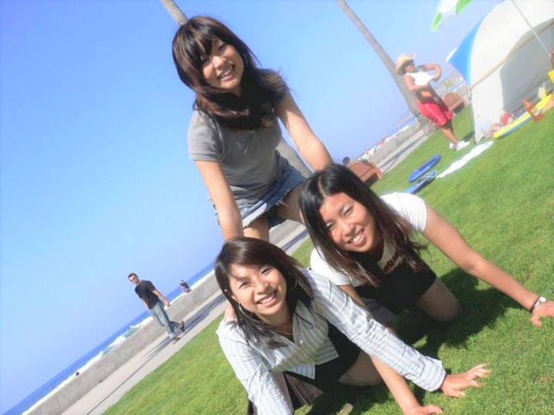 旅行 記念写真 パンチラ エロ画像 【5】