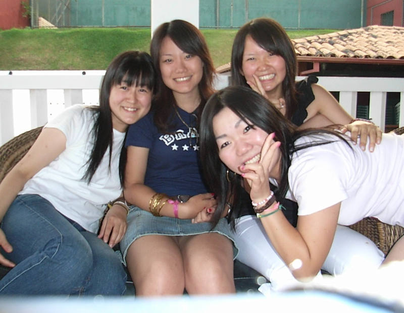 旅行 記念写真 パンチラ エロ画像 【13】