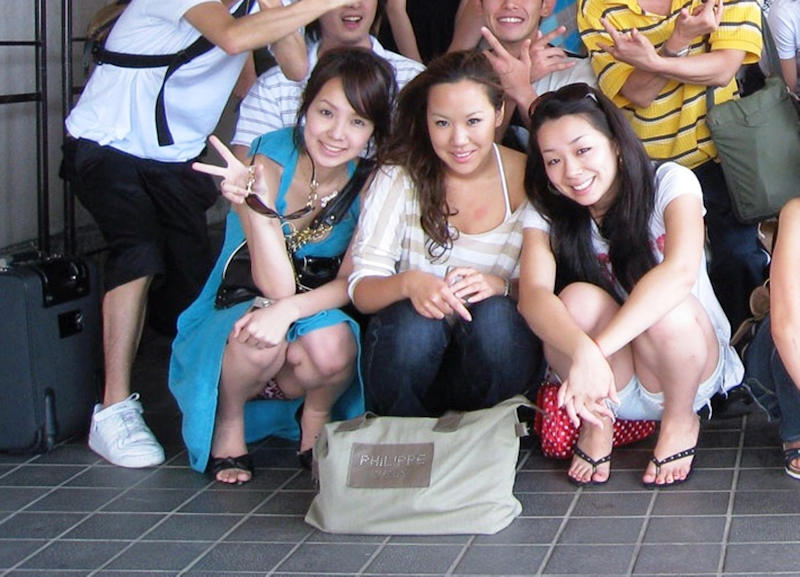 旅行 記念写真 パンチラ エロ画像 【17】