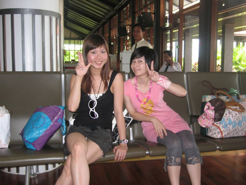 旅行 記念写真 パンチラ エロ画像 【21】