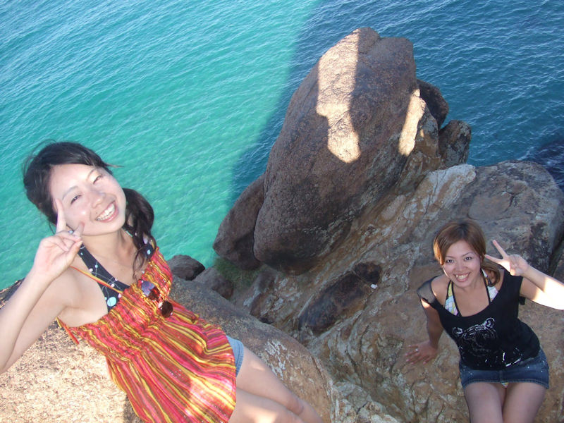 旅行 記念写真 パンチラ エロ画像 【22】