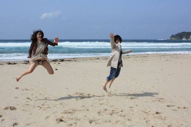 旅行 記念写真 パンチラ エロ画像 【39】