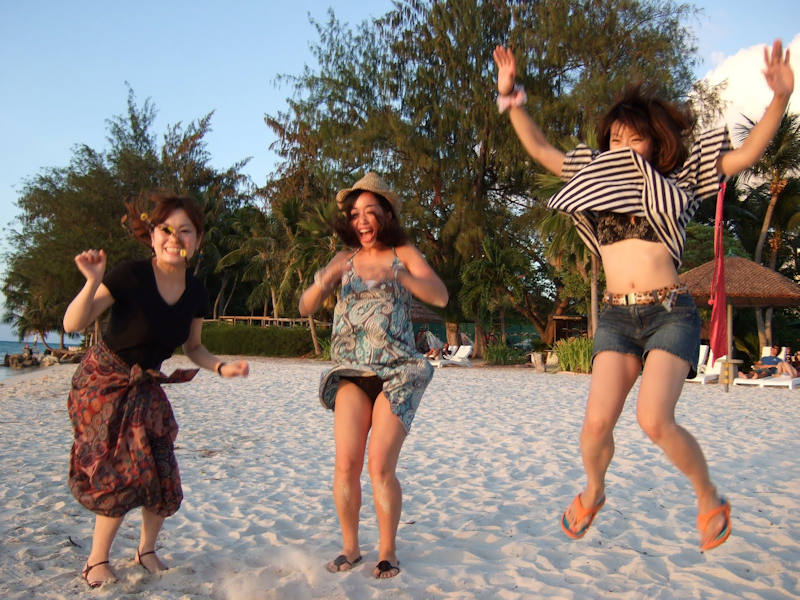 旅行 記念写真 パンチラ エロ画像 【43】