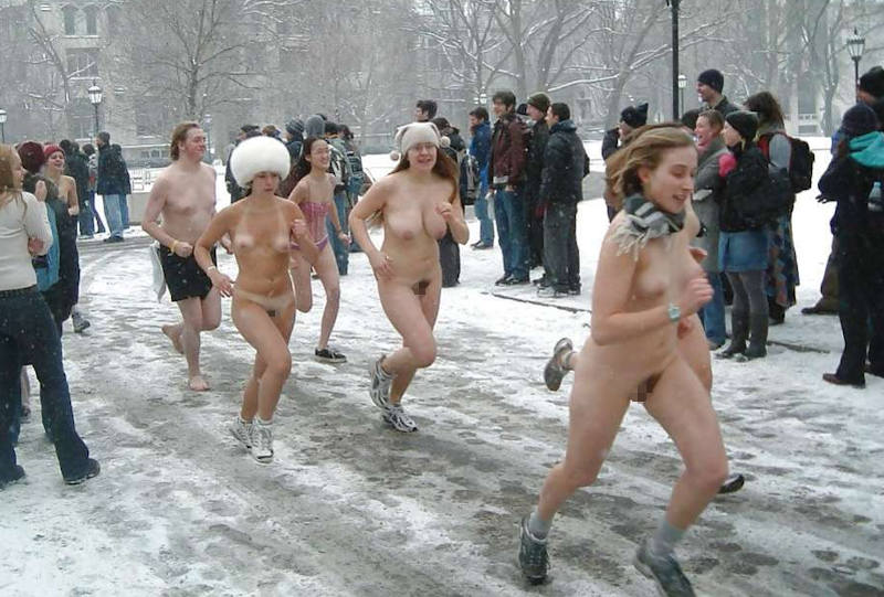 真冬 走る 寒中 全裸 マラソン エロ画像 【1】