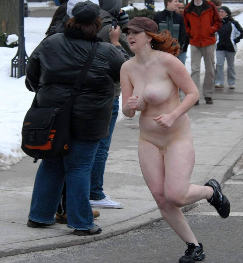 真冬 走る 寒中 全裸 マラソン エロ画像 【11】