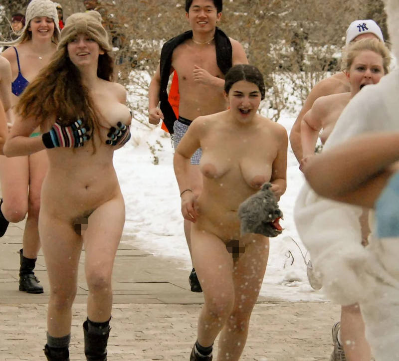 真冬 走る 寒中 全裸 マラソン エロ画像 【15】