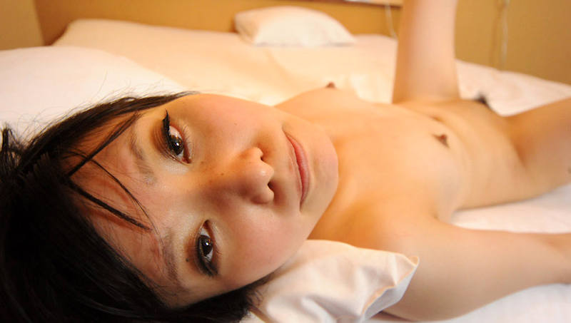 小ぶり おっぱい エロ画像 【62】